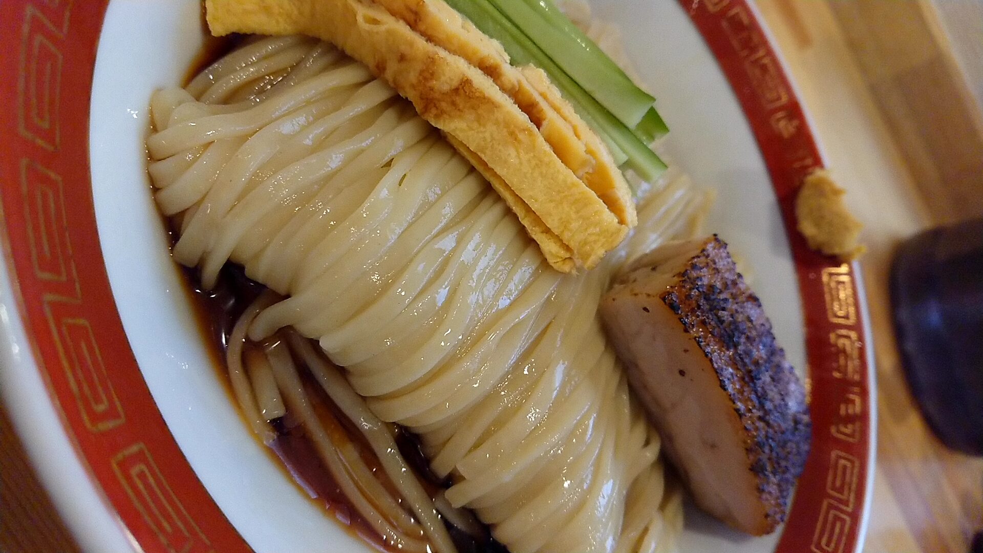 麺や 清流（大阪府東大阪市）…美しいビジュアルと、秀逸な自家製麺を冷やし中華で