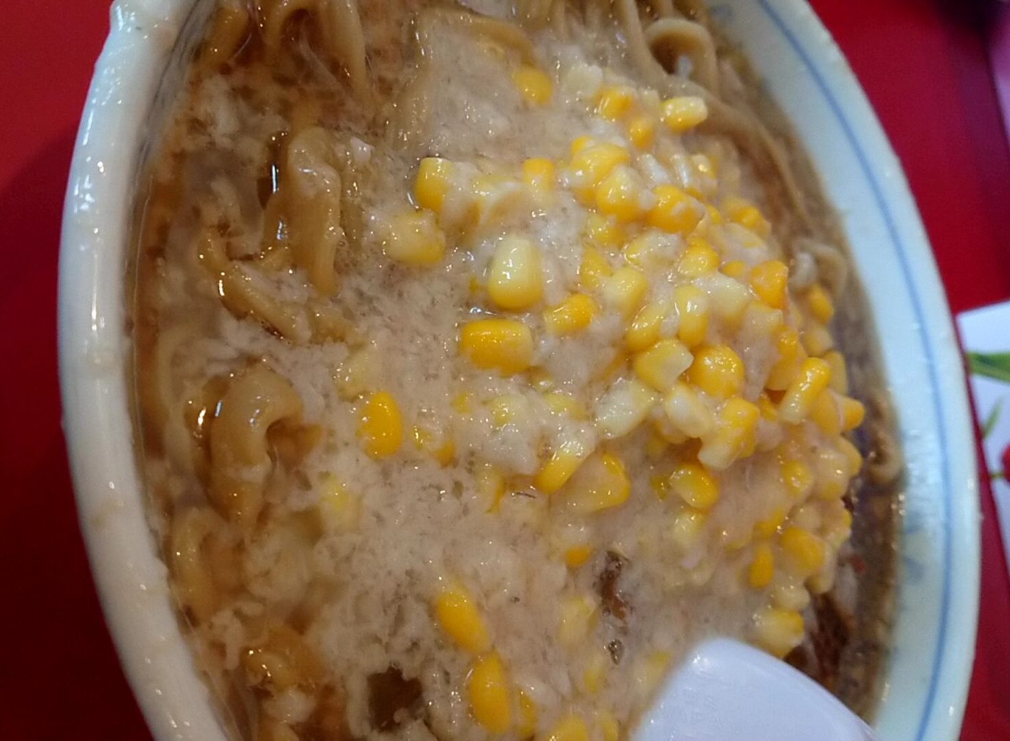 中華亭（新潟県三条市）…たっぷりのコーンと背脂で頂くご当地ラーメン