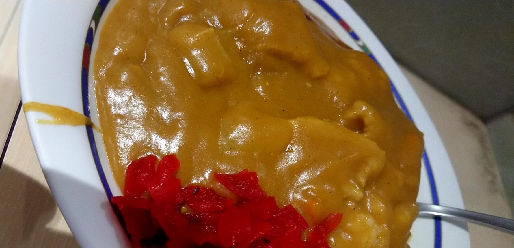 万代そば（新潟県新潟市中央区）…カレーライスが魅力だが、蕎麦も気になる