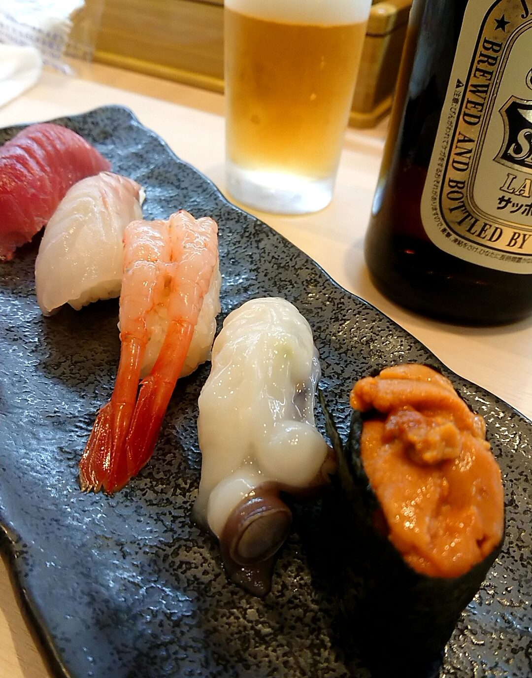 佐渡 廻転寿司 弁慶 万代シテイ店（新潟県新潟市中央区）…佐渡の魚、質の良い回転寿司