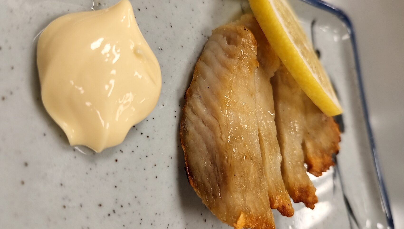 一月屋（三重県伊勢市）…多種多様な伊勢名物のアテと、親父さんの声と笑顔