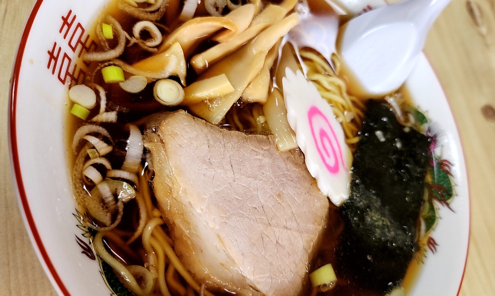 伊勢屋（茨城県水戸市）…甘味だけでなく、ハイレベルの無化調ラーメンを提供する老舗