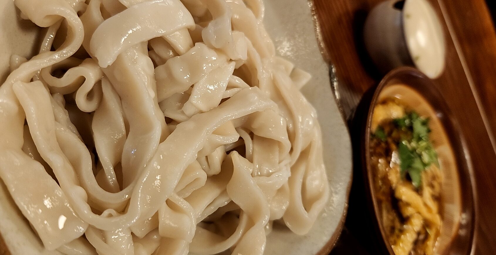 ちよだ（山梨県甲府市）…冬場ならほうとう、夏場なら「おざら」