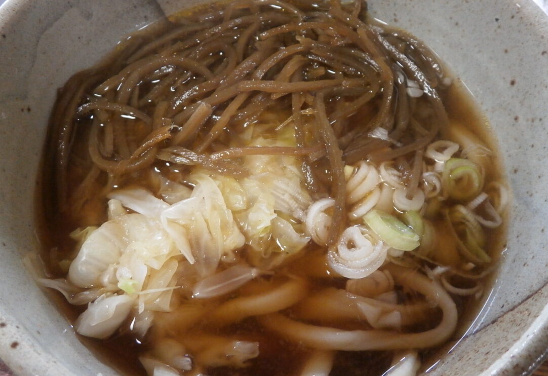 【閉店しました】しんたく（山梨県富士吉田市）…喧騒から離れた民家で頂く吉田のうどん