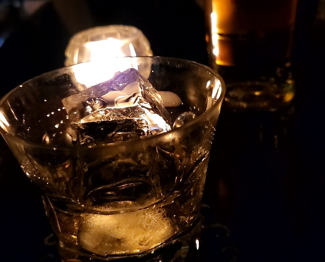 CASK（佐賀県佐賀市）…知識と経験豊富な女性バーテンダー、白山界隈の名バー