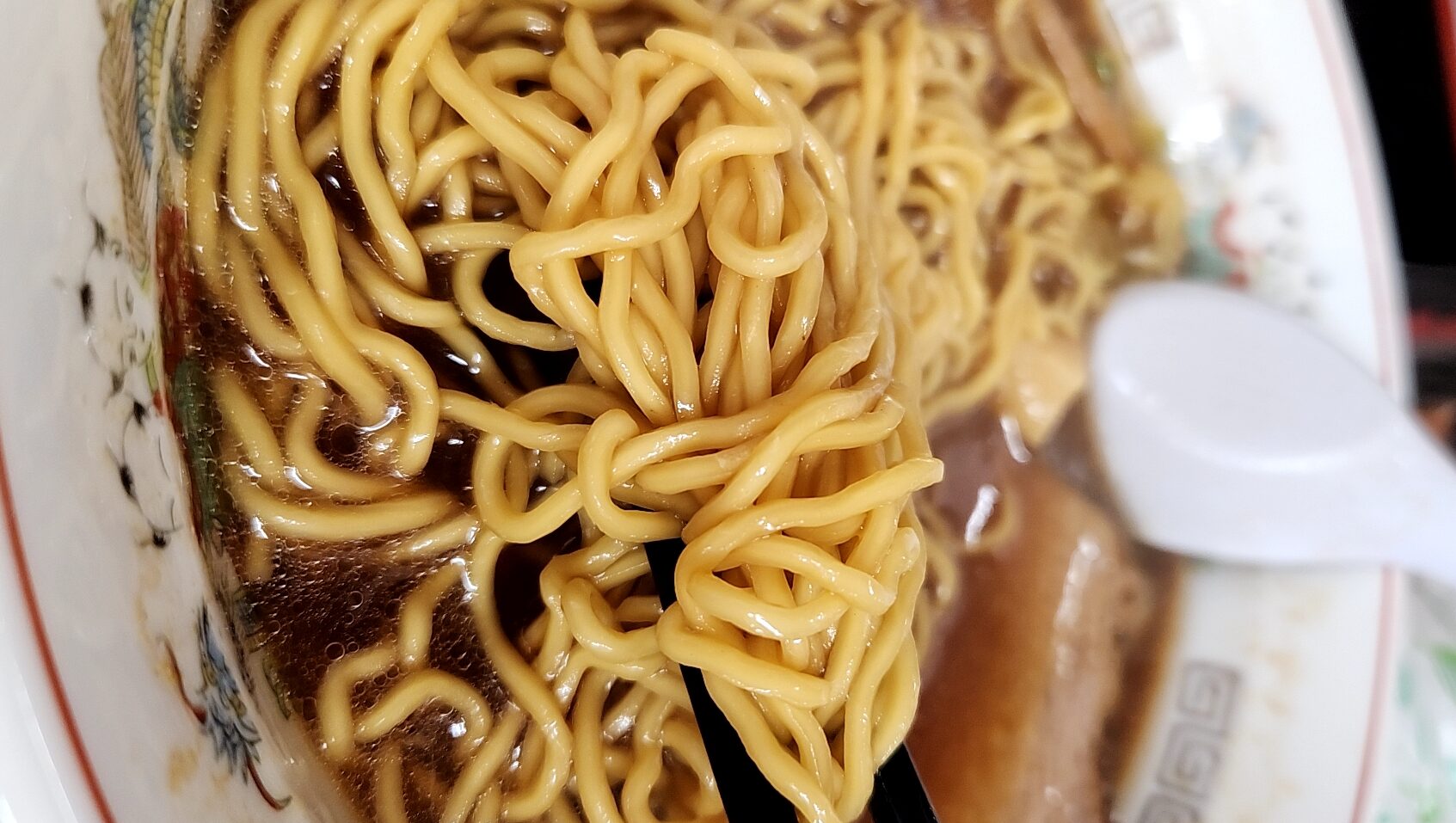 つるや（北海道旭川市）…繁華街から離れた地元の名店、醤油も味噌も美味い