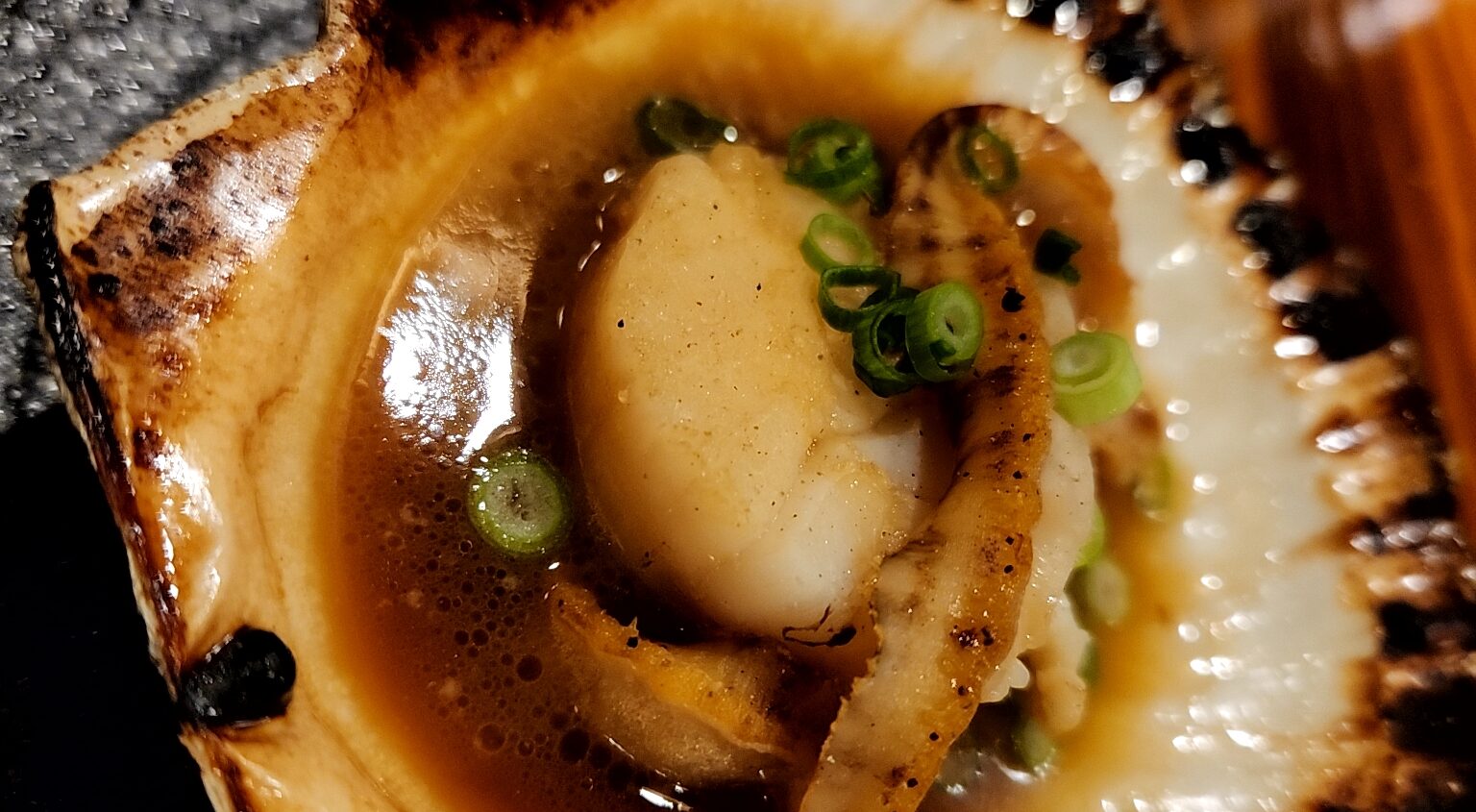 炉端のユーカラ（北海道旭川市）…観光客向けでも美味けりゃOK、あれこれ好き勝手に楽しむ