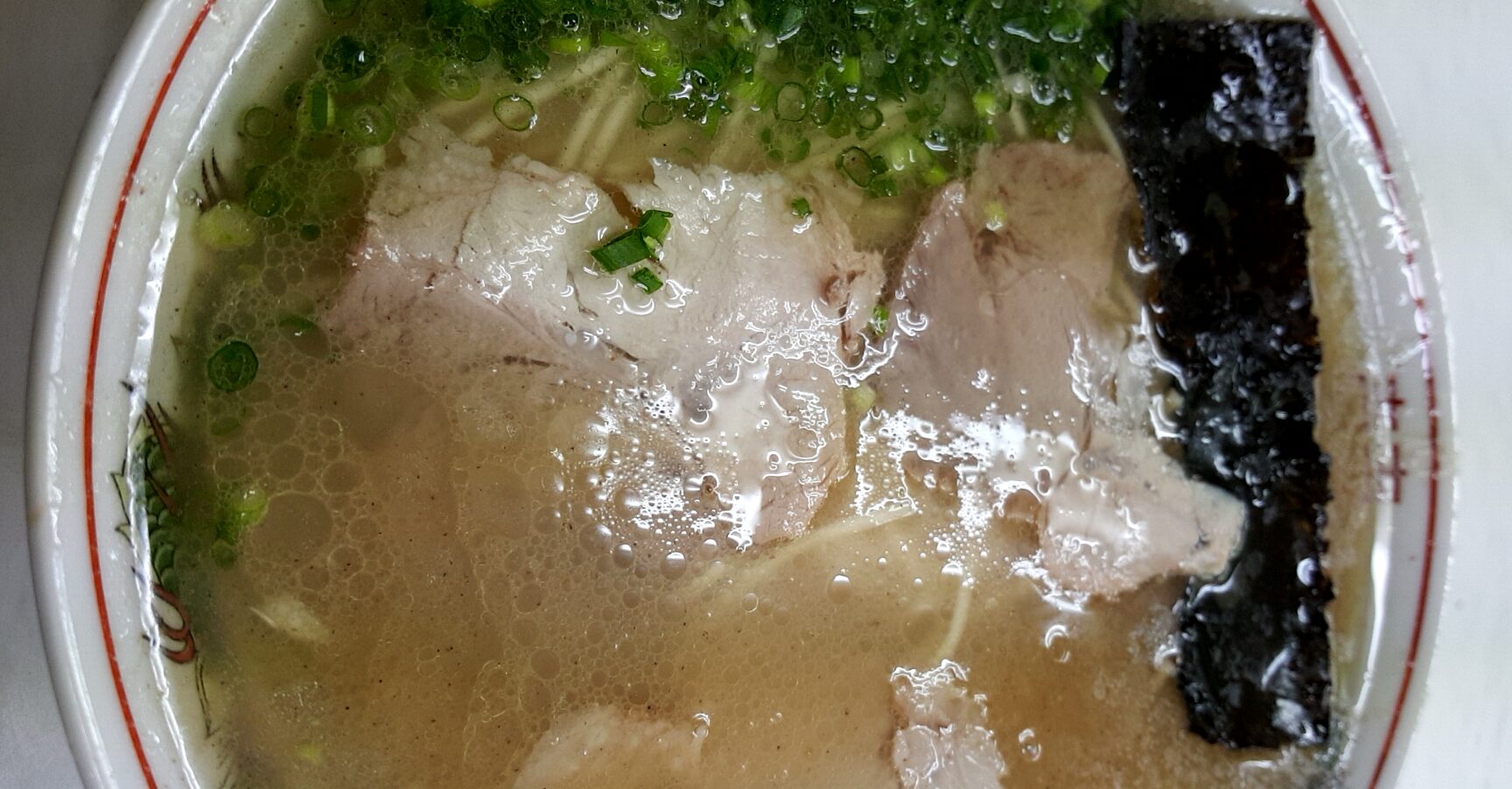 【閉店しました】一竜軒（佐賀県唐津市）…飲み進むにつれ旨味が倍増する豚骨スープの魔力
